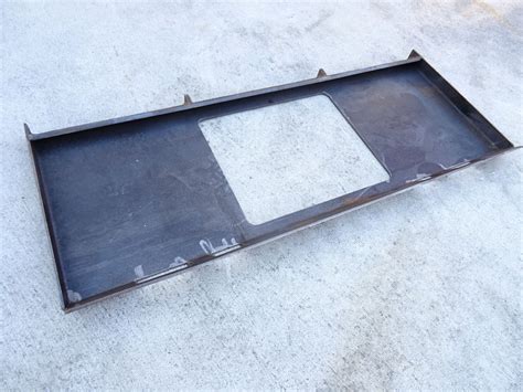 skid steer attachment mounting plate